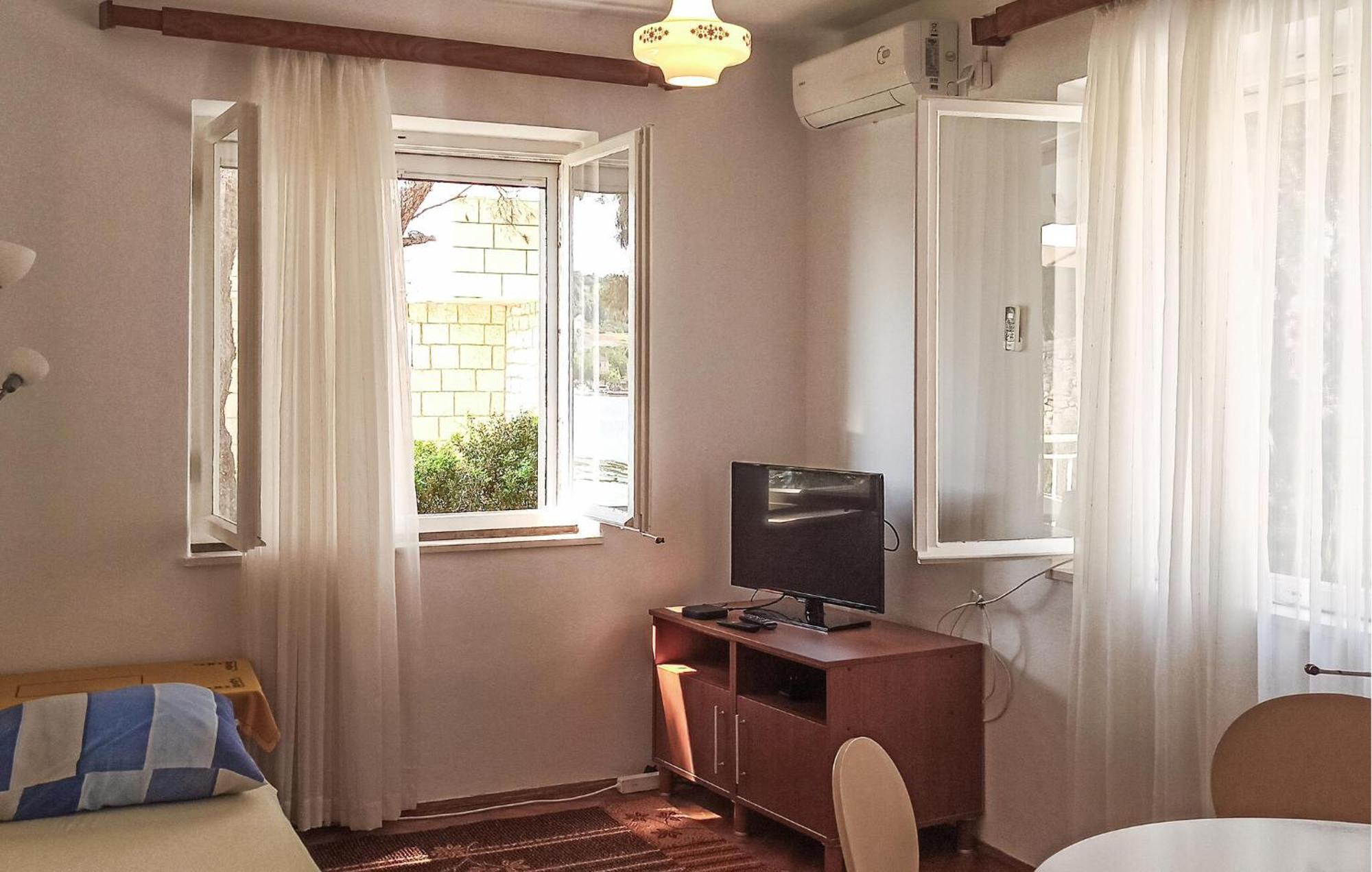 Amazing Apartment In Lumbarda With Kitchen Экстерьер фото
